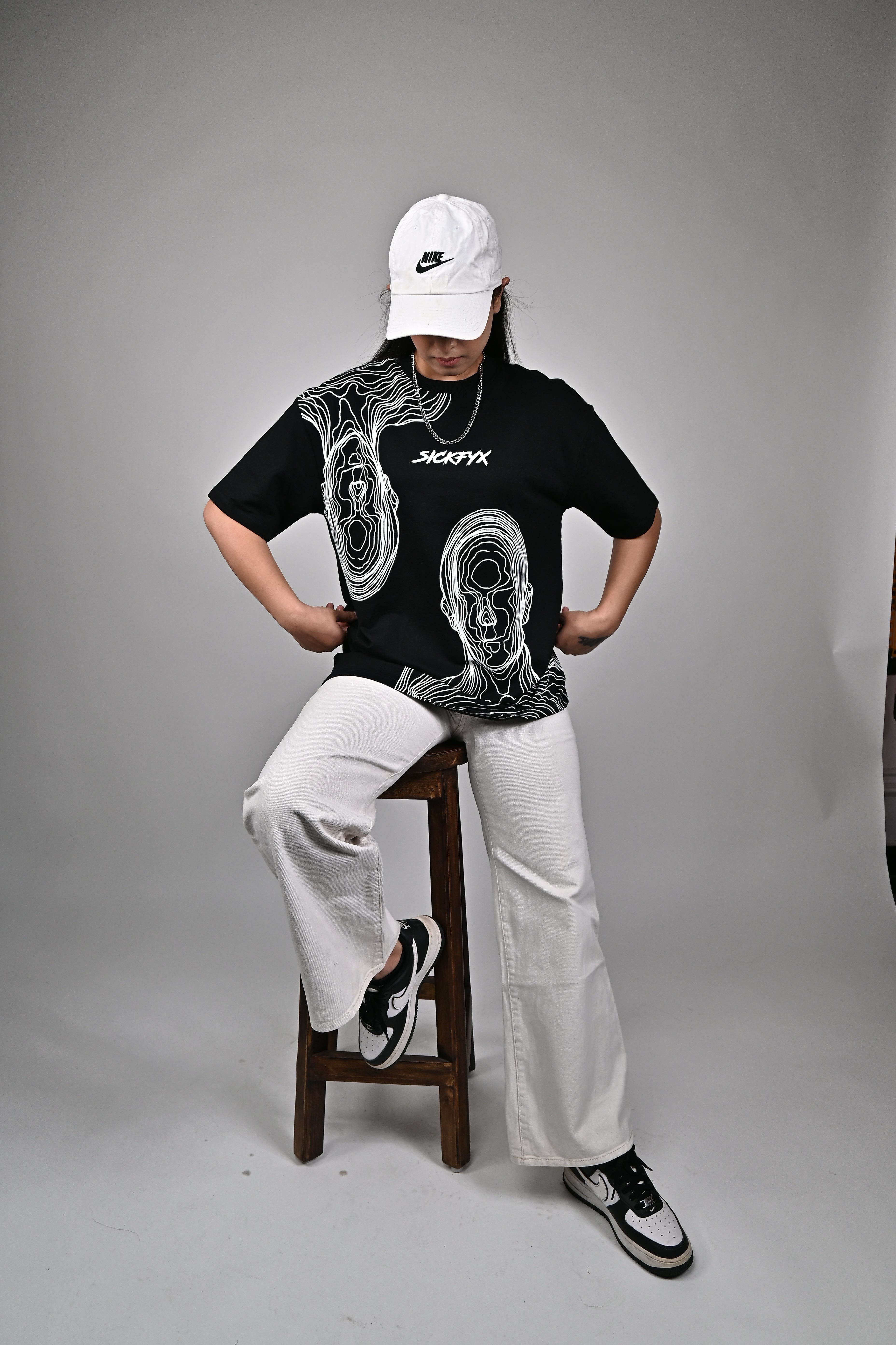Contour Geist I Eclipse Ivory Oversized Fit T-Shirt Main image
