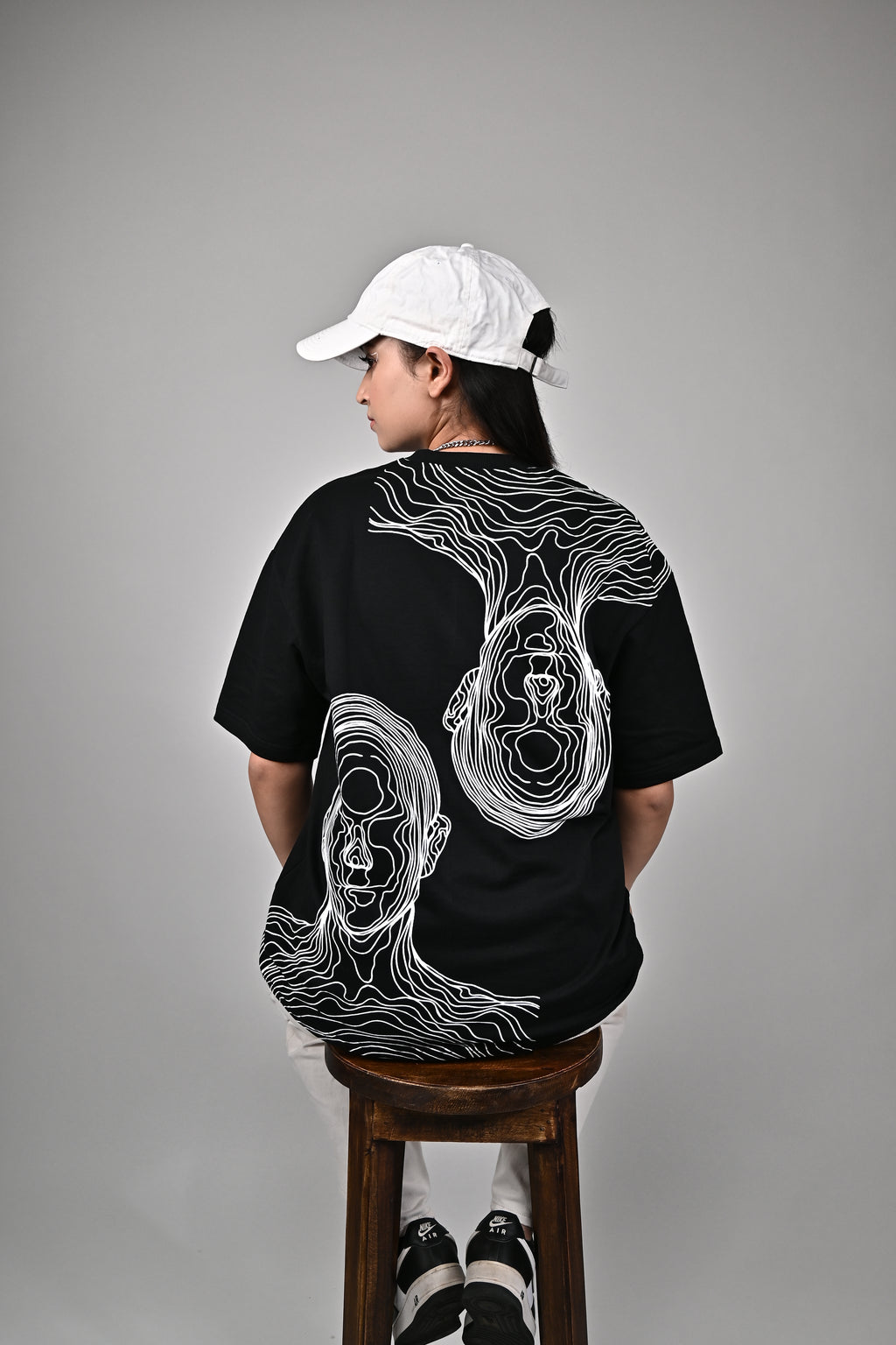 Contour Geist I Eclipse Ivory Oversized Fit T-Shirt